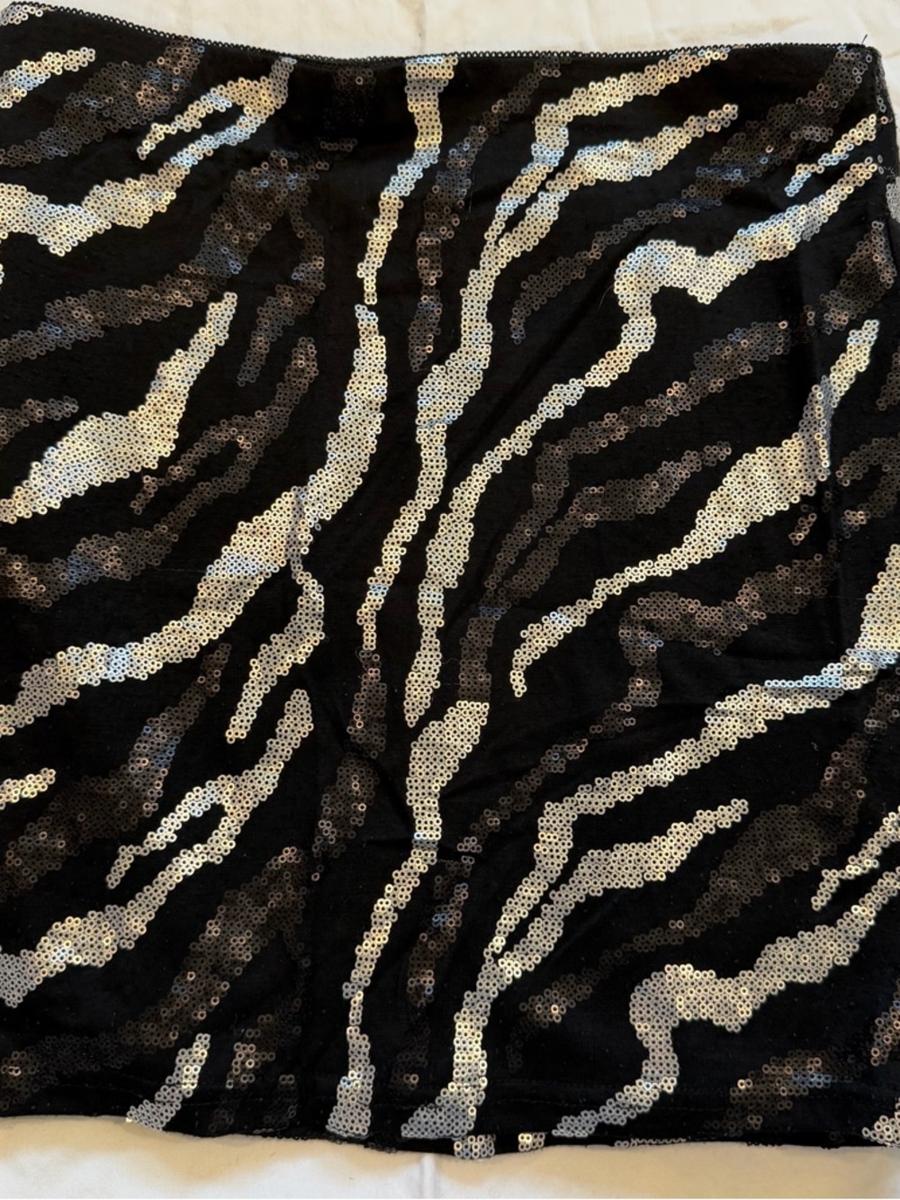 Aqua Black Logo Interior Label